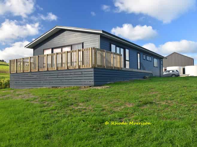 12 Arahanga Road, Paparoa