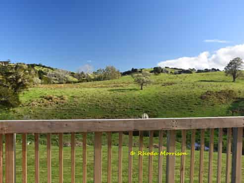 12 Arahanga Road, Paparoa