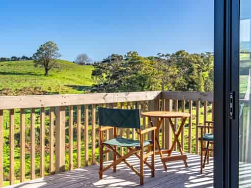 12 Arahanga Road, Paparoa