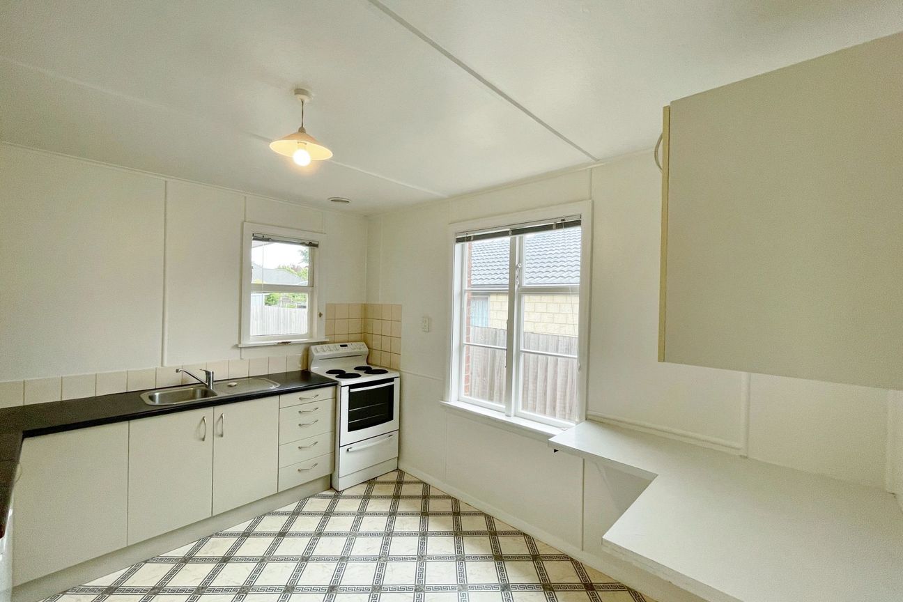 ILAM - STUDENT ACCOMMODATION 2027- 6 BEDROOMS, 2 BATHROOMS, HEAT PUMP - Widok 3