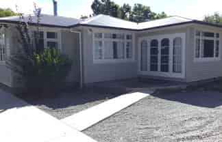 67 Shirley Road, Shirley
