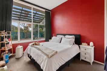 167 Memorial Av, Burnside