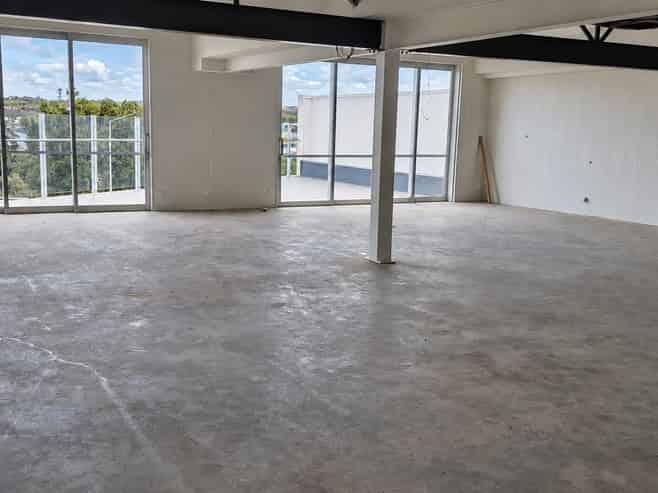 BRAND-NEW COMMERCIAL AND RETAIL TENANCIES
