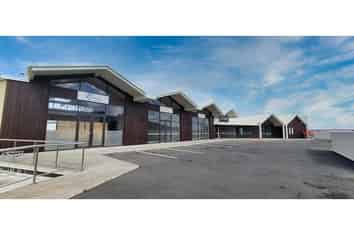 BRAND NEW COMMERCIAL/RETAIL TENANCIES
