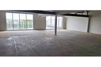 BRAND NEW COMMERCIAL/RETAIL TENANCIES
