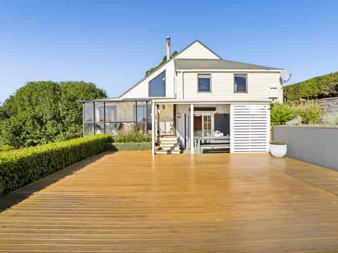 28 Pararewa Drive, Whalers Gate