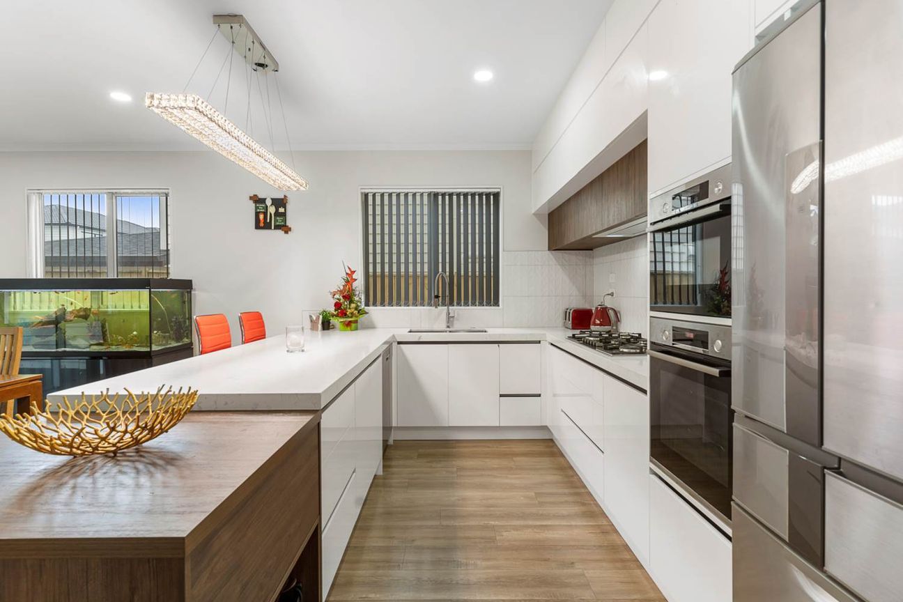 Luxury, Space & Location - Vista 5