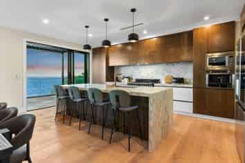 236 Vipond Road, Stanmore Bay