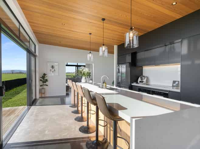 5 Bob Shaw Road, Ngatea