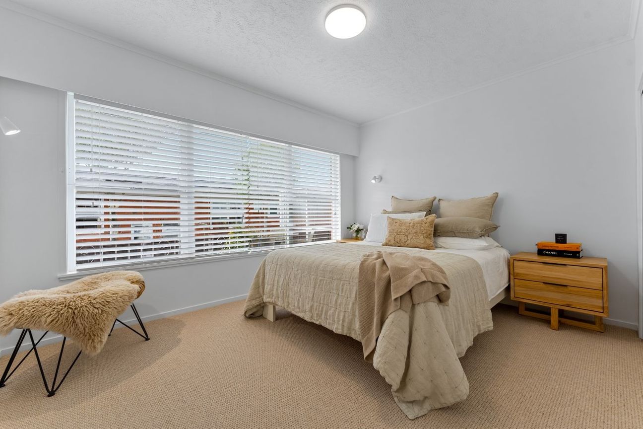 Single Level Milford Stunner! - More