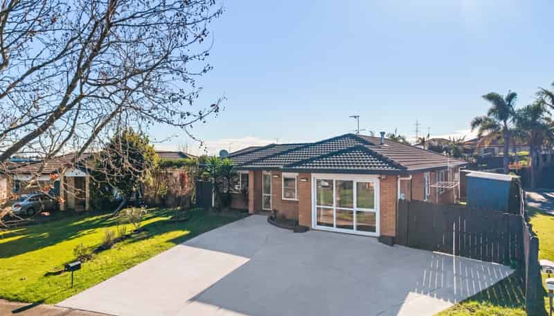 27 Teelin Place, Flat Bush