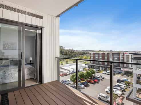 421/3 Kaipiho Lane, Albany