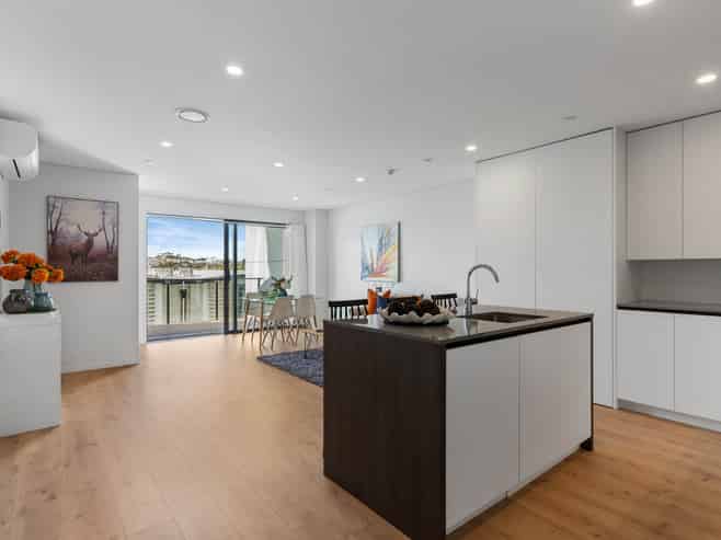 421/3 Kaipiho Lane, Albany