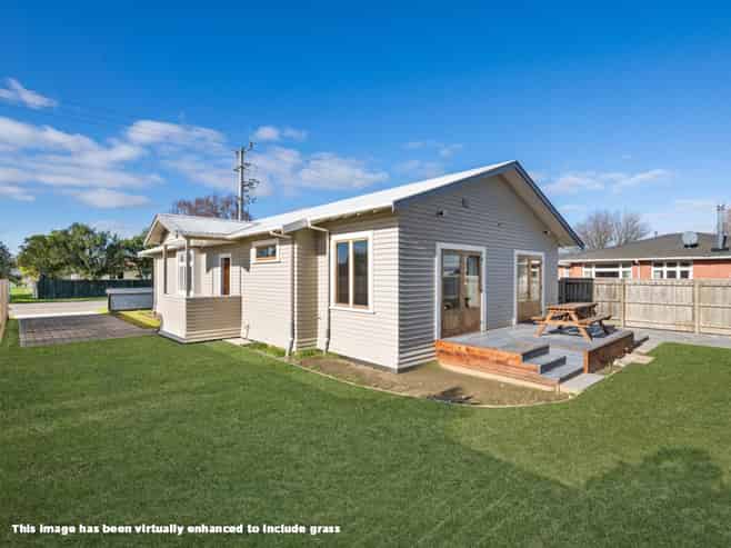 2 Aroha Way, Yelverton