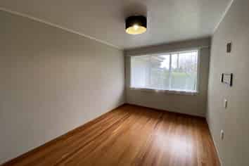 755A River Road, Chartwell