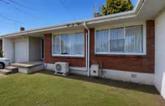755A River Road, Chartwell