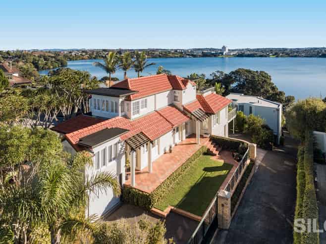 248A Hurstmere Road, Takapuna