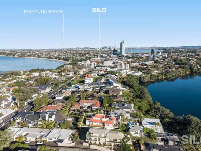 248A Hurstmere Road, Takapuna