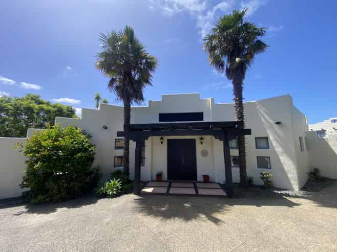 Auckland - Address withheld