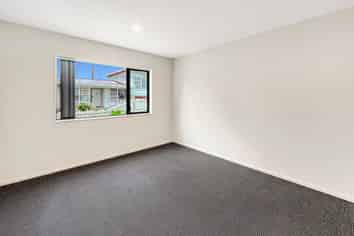 70 Centennial Av, Ilam