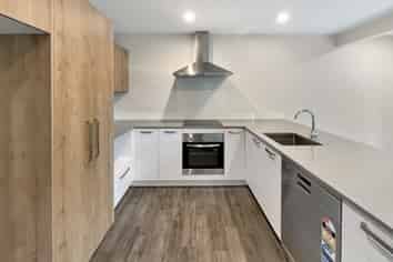 70 Centennial Av, Ilam