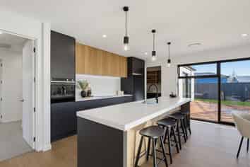 116 Halpin Drive, Lincoln