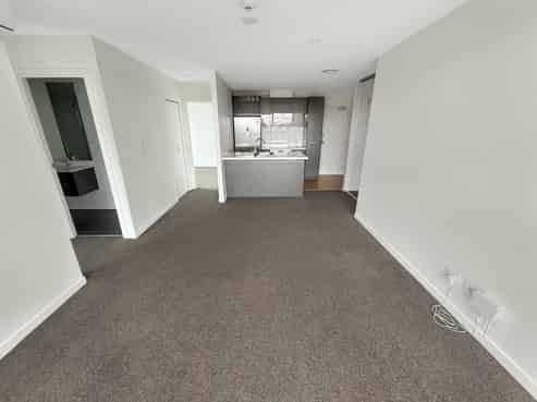 810/8 Lakewood Court, Manukau