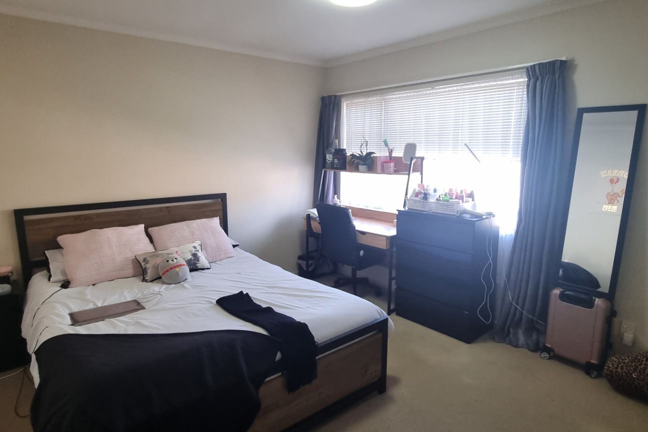 Unfurnished Property - Więcej