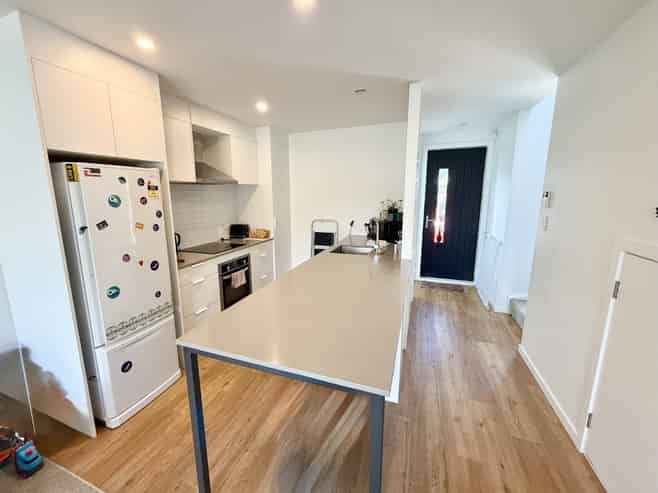6/27 Main Road, Wainuiomata