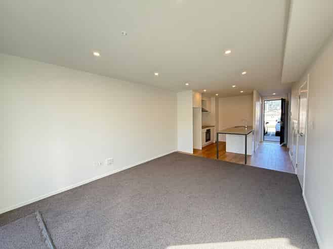6/27 Main Road, Wainuiomata
