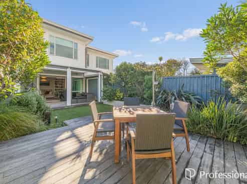 6A Nelson Street, Petone