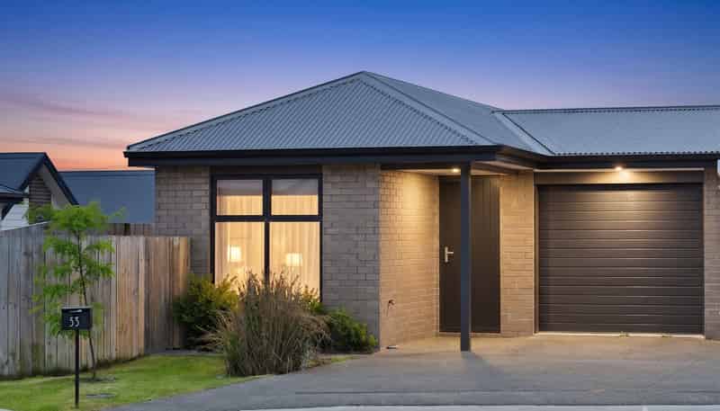 53 Waruhia Crescent, Rototuna North