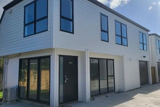 3 Bedroom + 3 Bathrooms Townhouse - Bild 3