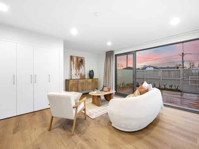 2/258 Edgeware Road, Edgeware
