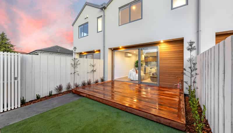 2/258 Edgeware Road, Edgeware