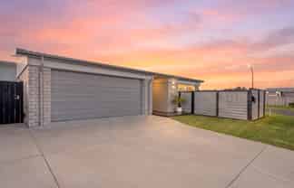 2 Butterworth Crescent, Papamoa