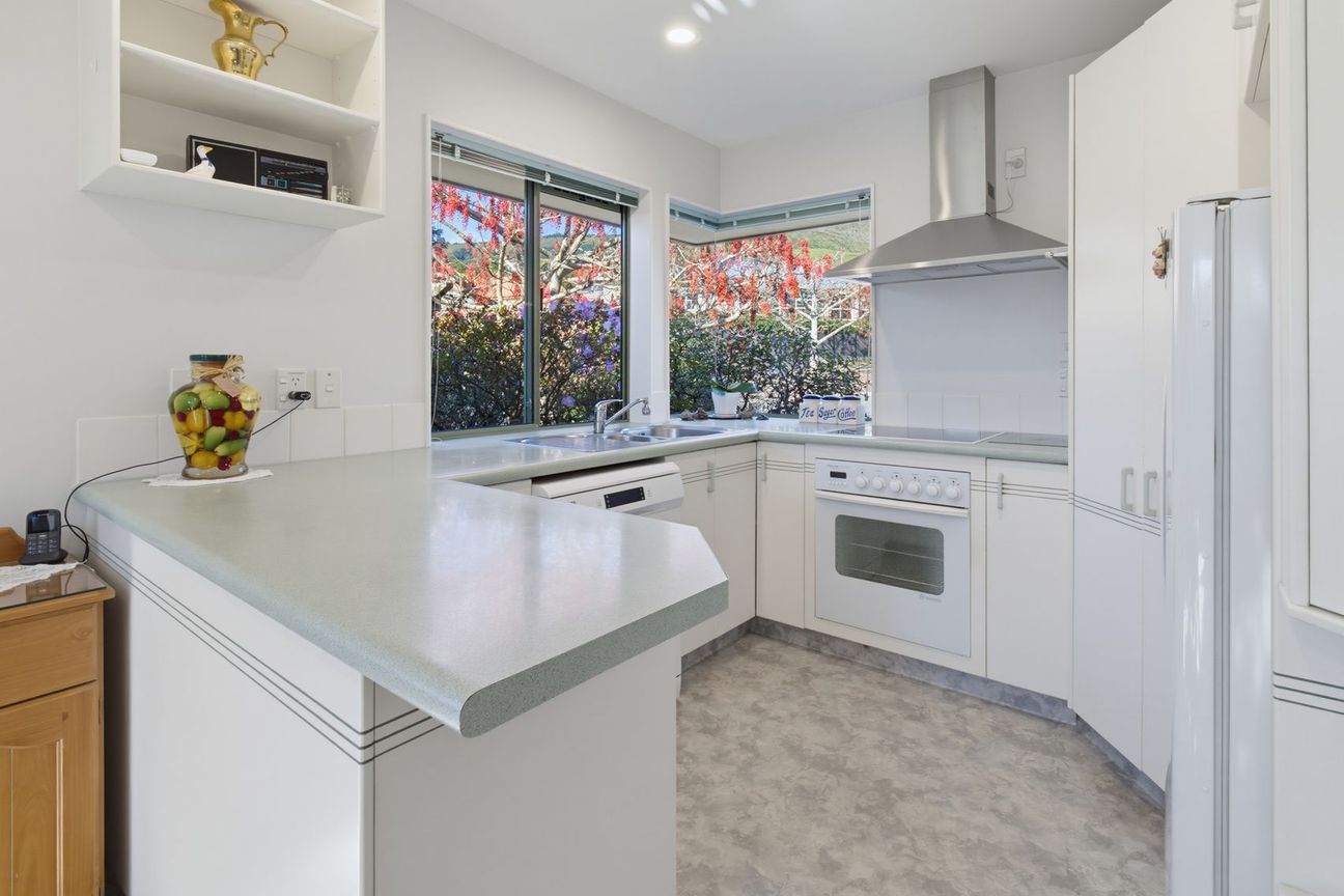 Lovingly Kept Home in a Great Location – pohled 4