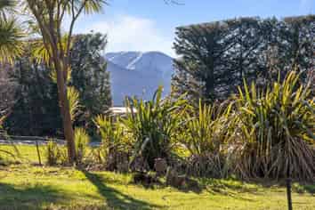 8 Pattons Road, Mount Somers