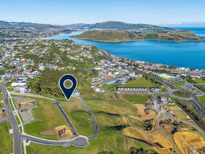 8 Pa Harakeke Rise, Plimmerton