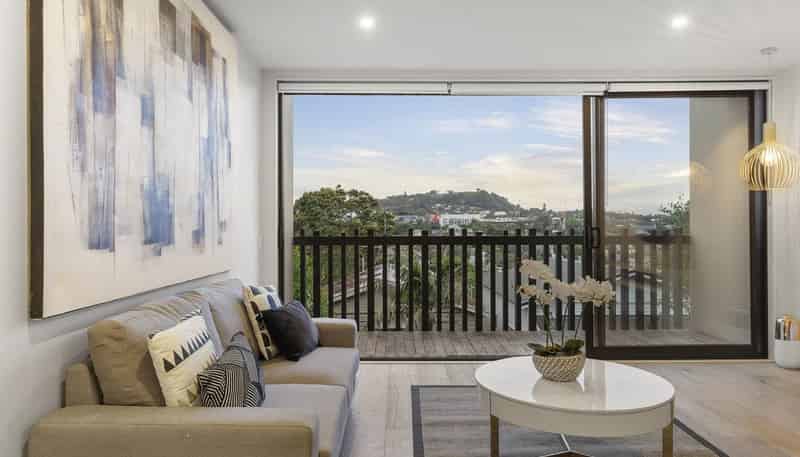 8/6 Waima Street, Auckland Central