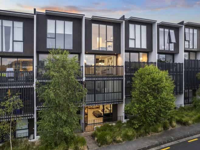 8/6 Waima Street, Auckland Central
