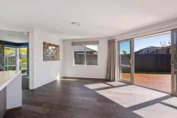 57 Risinghurst Terrace, Lower Shotover
