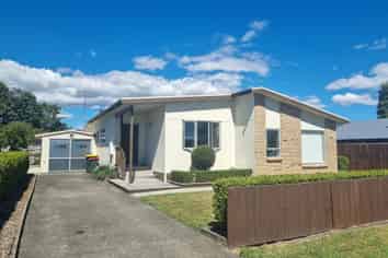 73 Third View Ave, Beachlands