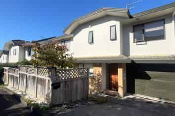 24/2 Arawa Street, New Lynn