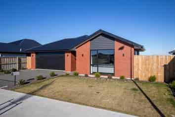 8 Edgar Way, Rolleston