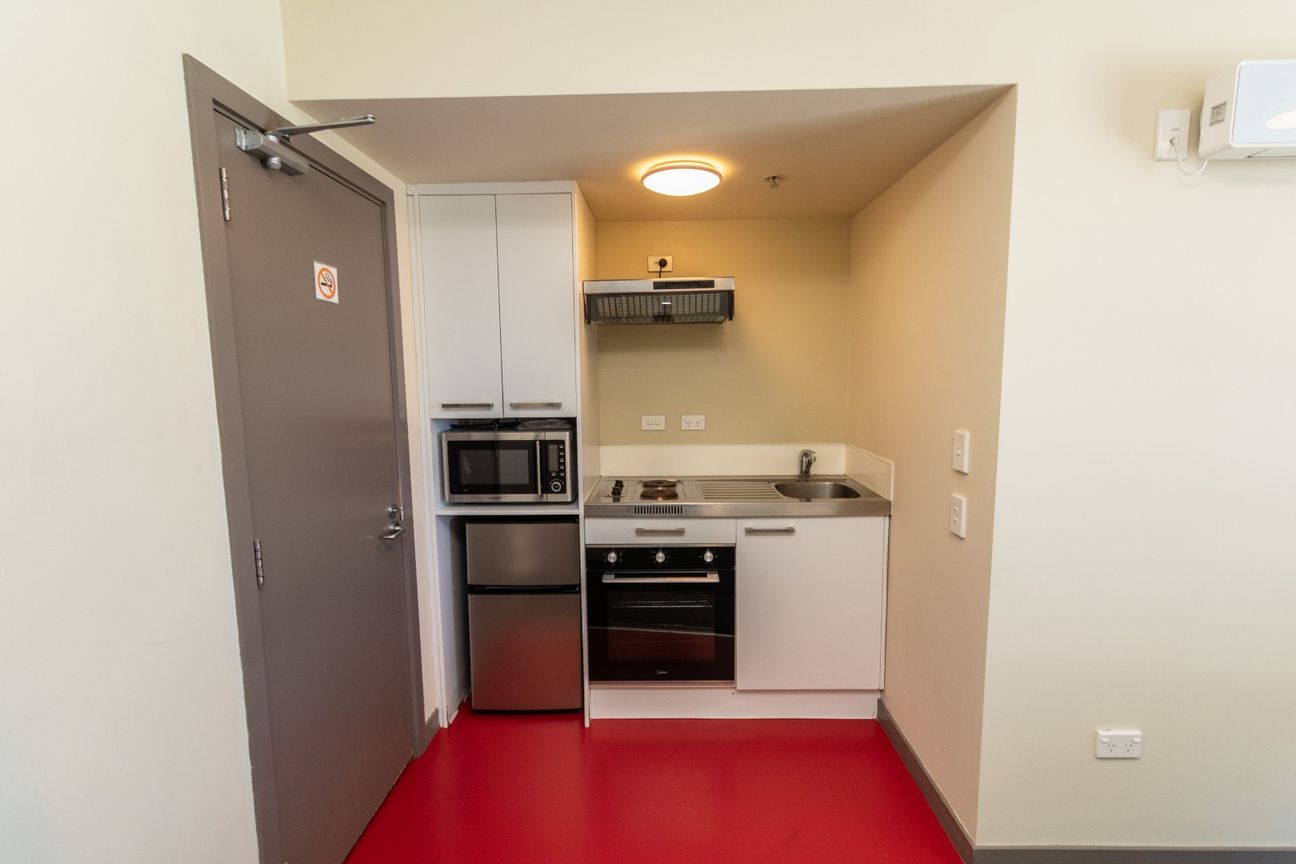 Enjoy the convenience of city living !! - Mehr