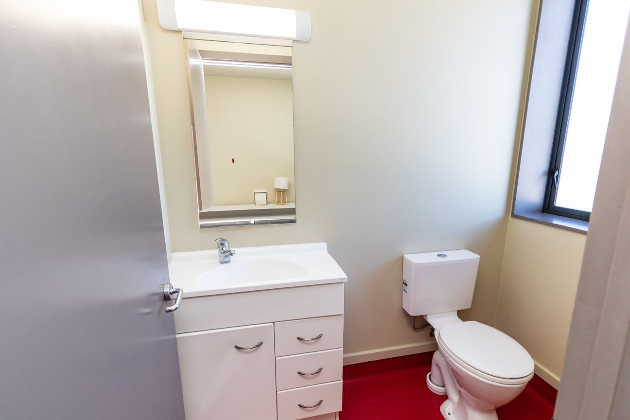 Enjoy the convenience of city living !! - Ansicht 4