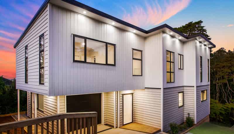 27A Fairmount Road, Titirangi