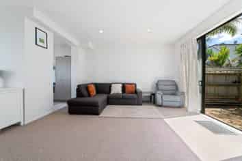 39/22 Northcross Drive, Oteha