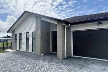 59 Kaurinui Crescent, One Tree Point